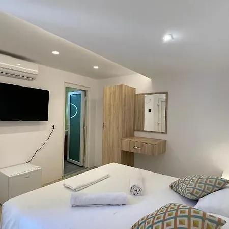 Rida Village Island Ksamil