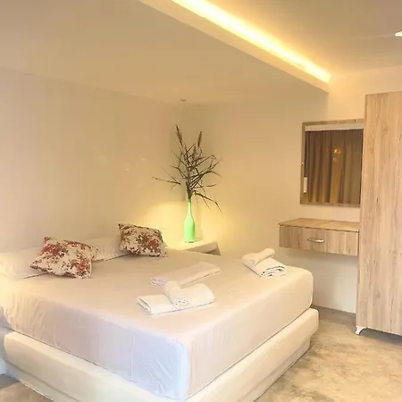 Rida Village Island Bed & Breakfast Ksamil