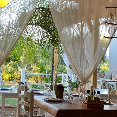 Bed & Breakfast Rida Village Island