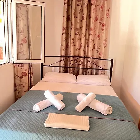 Bed & Breakfast Rida Village Island