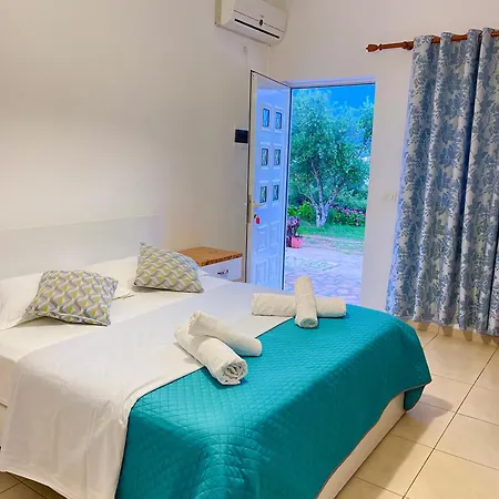 Rida Village Island 3* Ksamil