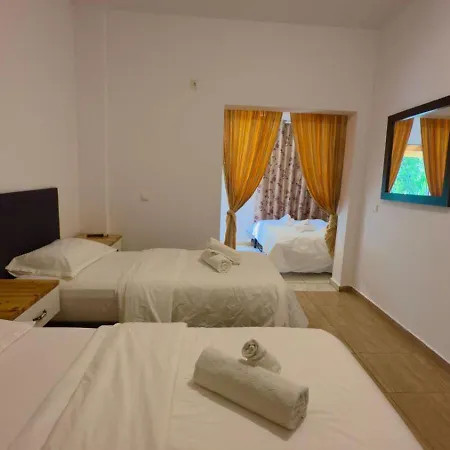 Rida Village Island Bed & Breakfast Ksamil