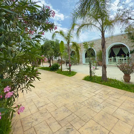 Rida Village Island Bed & Breakfast Ksamil