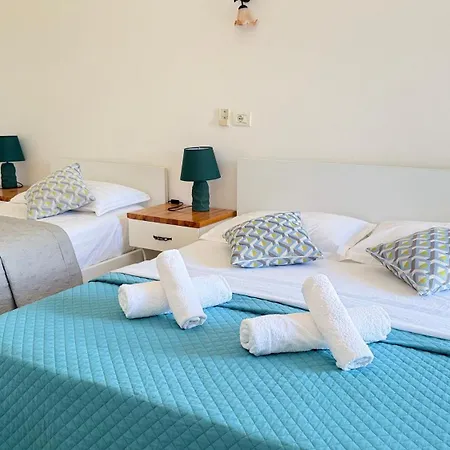 Rida Village Island Alojamento de Acomodação e Pequeno-almoço Ksamil