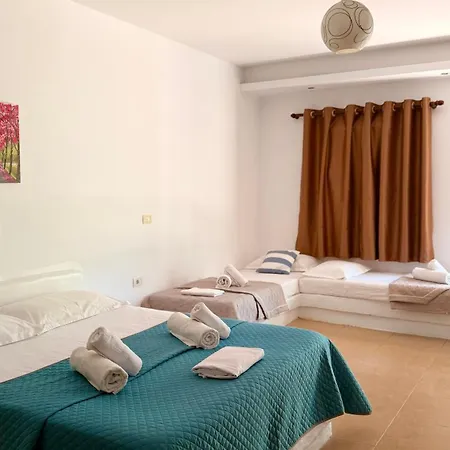 Alojamento de Acomodação e Pequeno-almoço Rida Village Island 3*