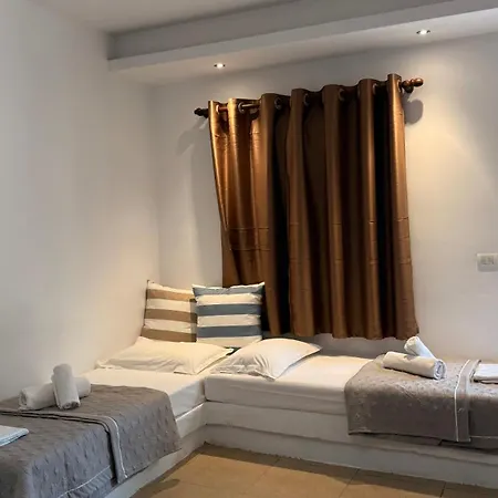 Rida Village Island Bed & Breakfast Ksamil