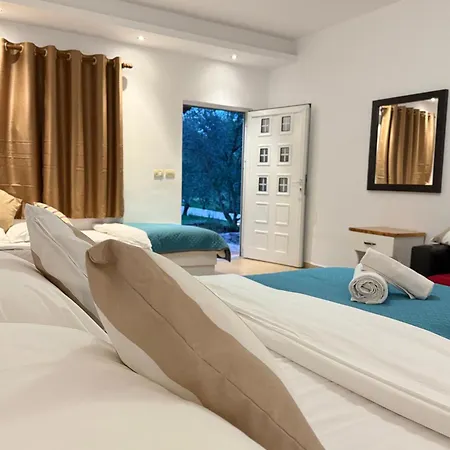 Rida Village Island 4* Ksamil