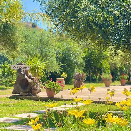 Rida Village Island Oda ve Kahvaltı *