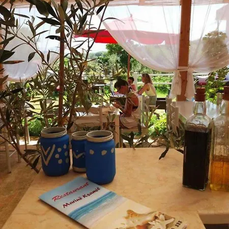 Rida Village Island Oda ve Kahvaltı *