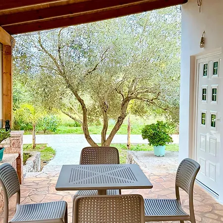 Rida Village Island Εξαμίλιο