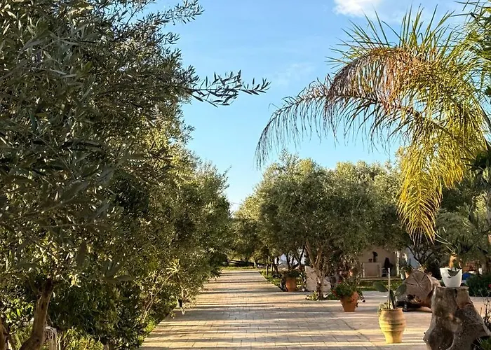 Rida Village Island فندق مبيت وإفطار 3*