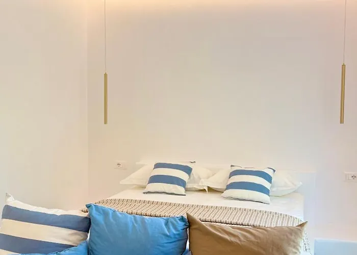 Rida Village Island Bed & Breakfast Ksamil